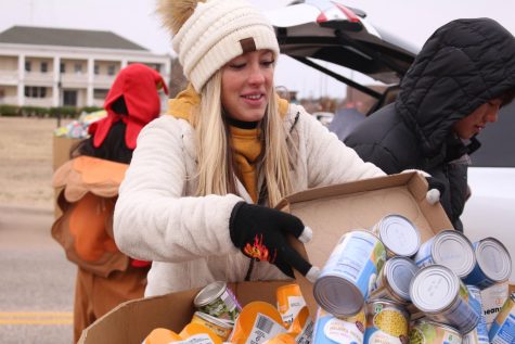 LAC Takes Part in Annual Turkey Drive