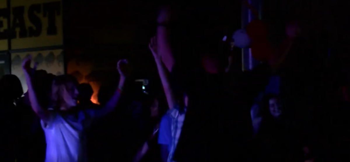 STUDENTS DANCING